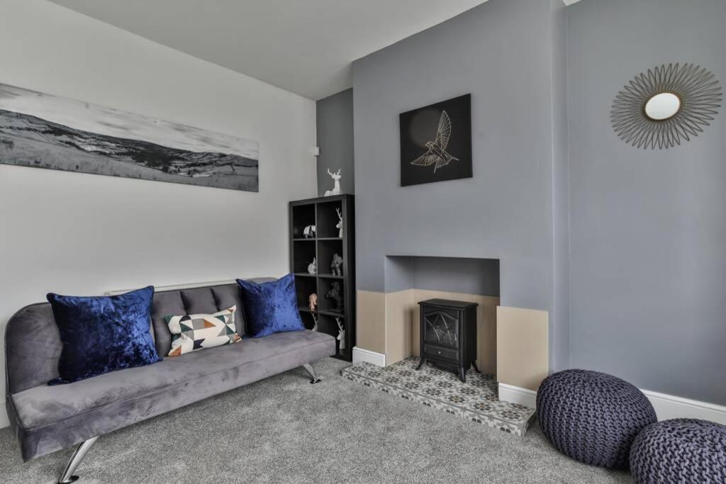 Refurbished Plush Property Great Transport Links Sheffield Exterior photo