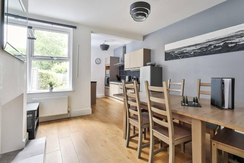 Refurbished Plush Property Great Transport Links Sheffield Exterior photo