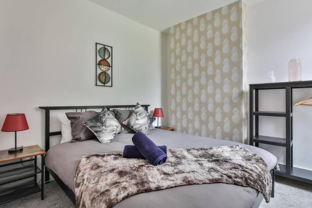 Refurbished Plush Property Great Transport Links Sheffield Exterior photo